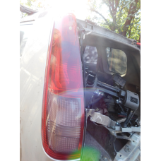 Фонарь задній лівий NISSAN X-TRAIL T30.