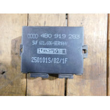 Блок керування парктроніком 4B0919283. AUDI A6C5.