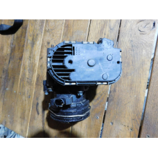 Дросельна заслінка MERCEDES-BENZ  W164. A64220900270.