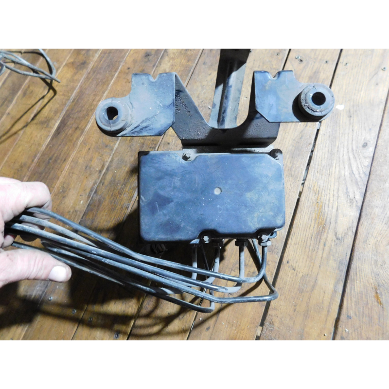 Блок ABS FORD  TRANSIT 0265231533.  6C112M110AD.