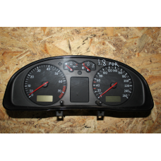 Панель приладів Volkswagen Passat B5 3B0 919 881 F