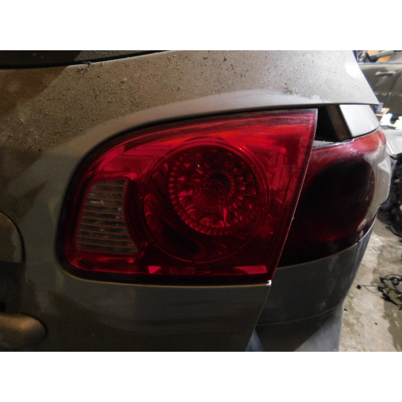 Фонарь задній правий в ляду HYUNDAI SANTA FE 2. Фонарь задній правий в ляду HYUNDAI SANTA FE 2.