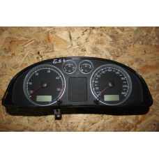 Панель приладів Volkswagen Passat B5.5 3B0 920 807 A