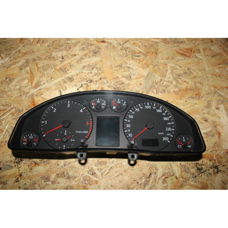 Панель приладів Audi A6C5 4B0 919 880 G