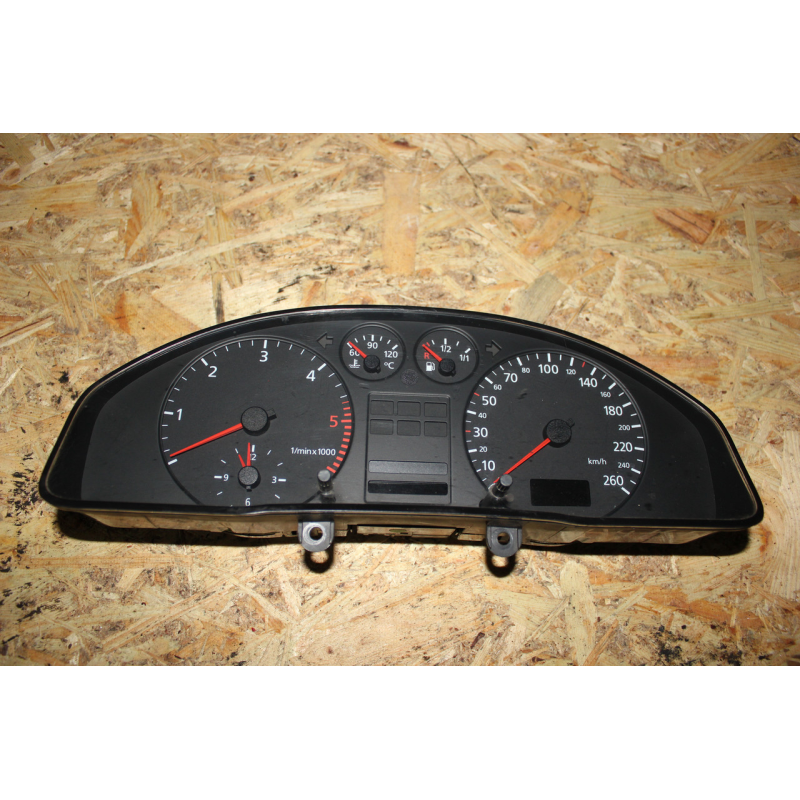 Панель приладів Audi A4B5 8D0 919 861 A