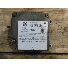 Блок управління подушками безпекі AIRBAG. VW PASSAT B5. 1J0909604.