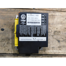 Блок керування подушками безпекі AIRBAG VW PASSAT B6.  3C0909605J.
