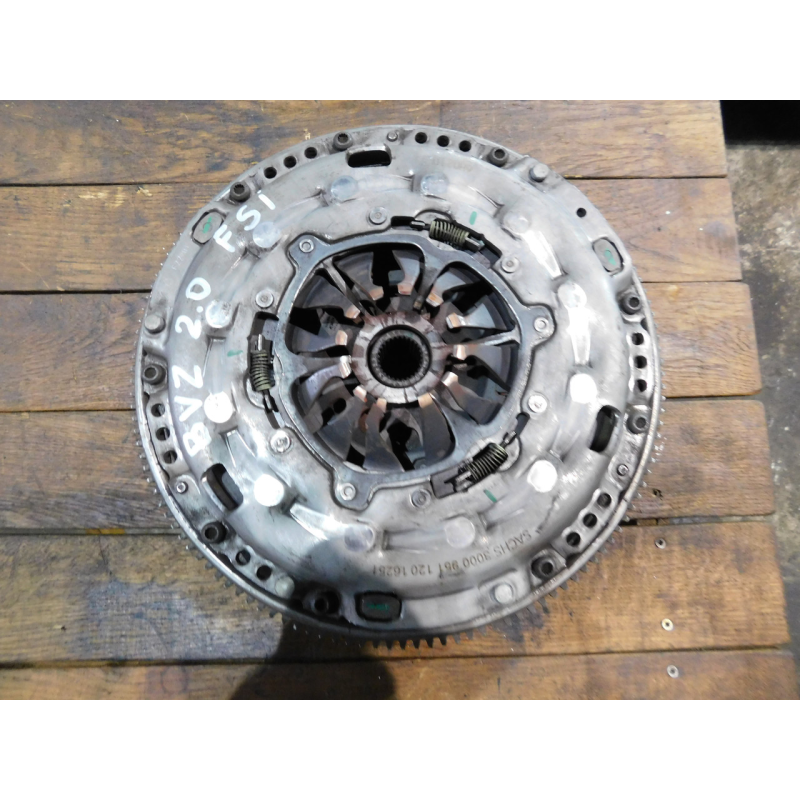 Щеплення в зборі VW PASSAT B6.  2.0FSI.  BVZ.