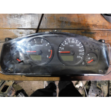 Панель приладів NISSAN NAVARA D40. MN0609C5R.