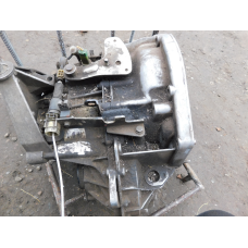 Коропка передач RENAULT TRAFIC  1.9 DCI. 8200011892.