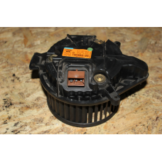 Моторчик пічки Audi A4B6, A4B7, 8E1 820 021 E