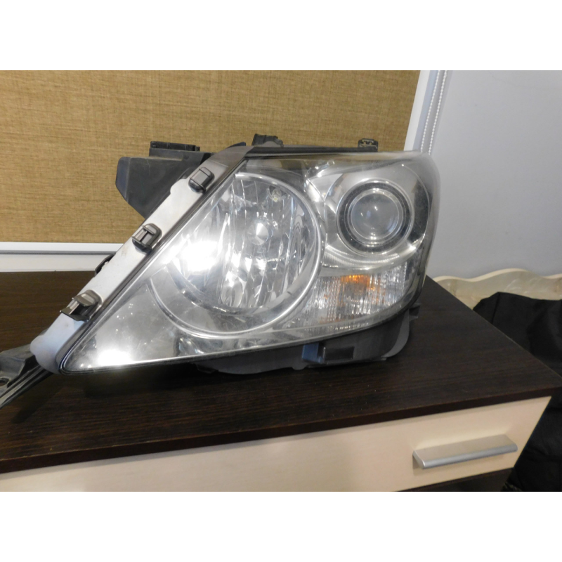 Фара передня ліва LEXUS LX 570 2008-2015p. Фара передня ліва LEXUS LX 570 2008-2015p.