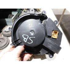Моторчик пічки VOLKSWAGEN PASSAT B5.AUDI A4B5. SKODA SUPERB 8D1820021. 740221233F