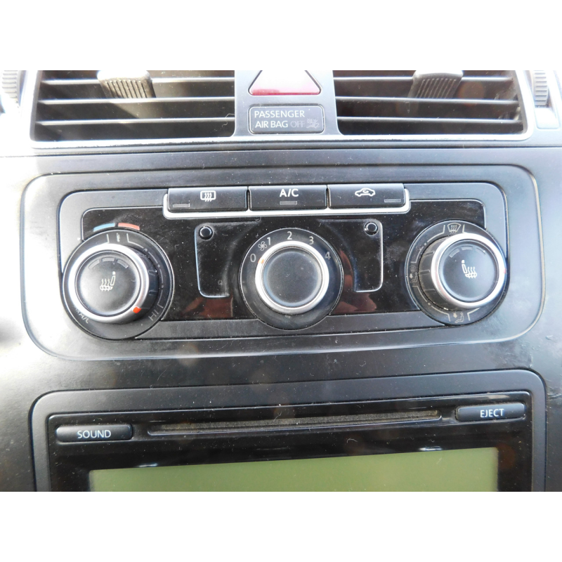 Блок управління  клімат-контролем з підігрівом VOLKSWAGEN TOURAN. CADDY 3. 2010-2022p.