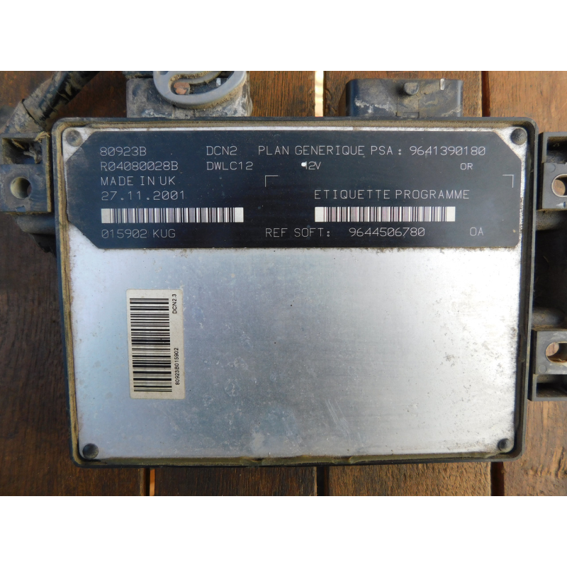 Блок керування двигуном 1.9D. FIAT SCUDO. 9644506780.  R04080028B.