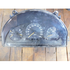 Панель приладів MERCEDES ML  W163.  A1635404011.