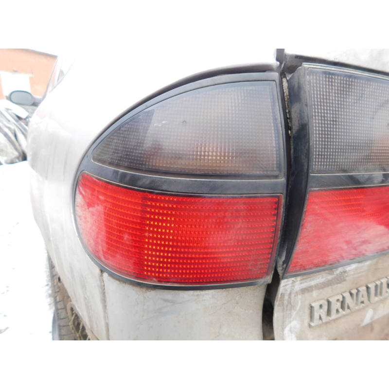 Фонарь задній лівий RENAULT LAGUNA 1. 1993-1998.