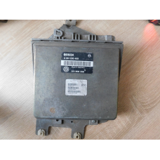 Блок керування двигуном  VW PASSAT B3  2.8 бензин. 0261200469.  021906258.