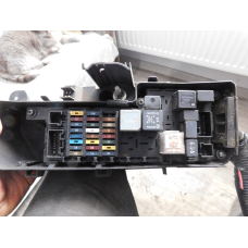 Блок запобіжників VOLVO S60. S80. V70. XC70. 9494210.