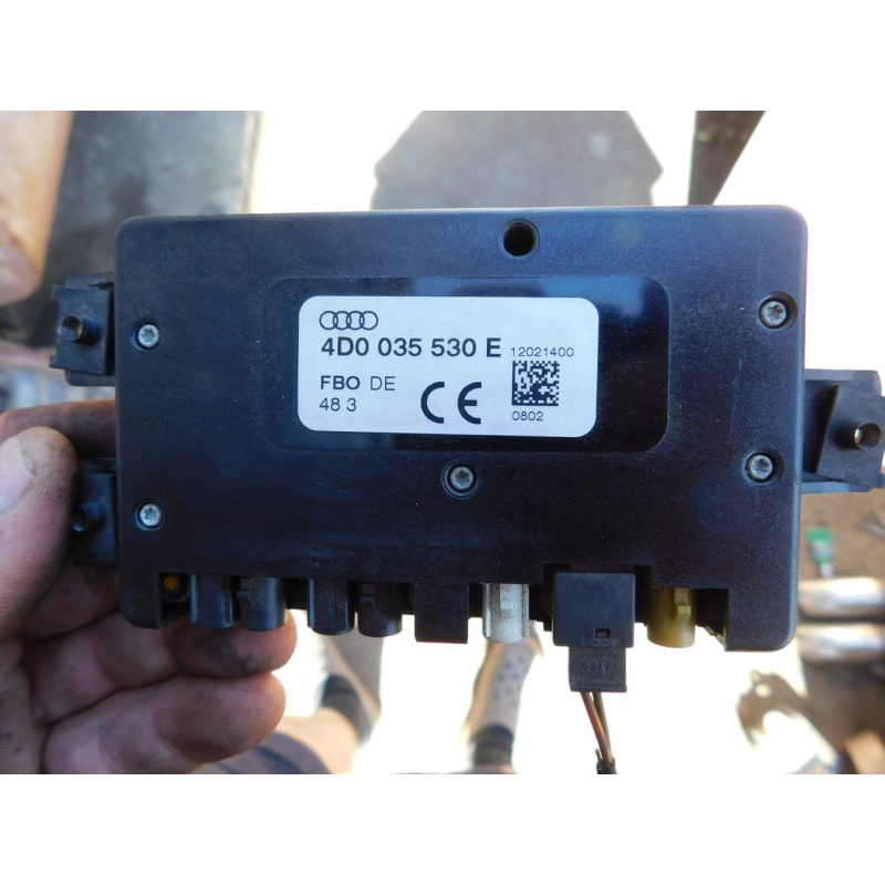 Підсилювач антени AUDI A6C5.4D0035530E. Підсилювач антени AUDI A6C5.4D0035530E.
