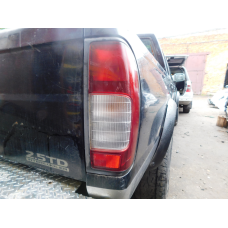 Фонарь задній правий NISSAN NAVARA D22. 2004p.