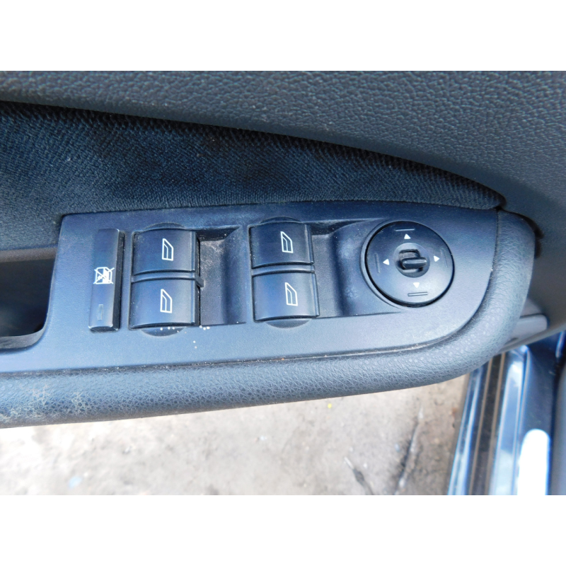 Блок керування склопідйомниками FORD FOCUS 2. 2006p. Блок керування склопідйомниками FORD FOCUS 2. 2006p.