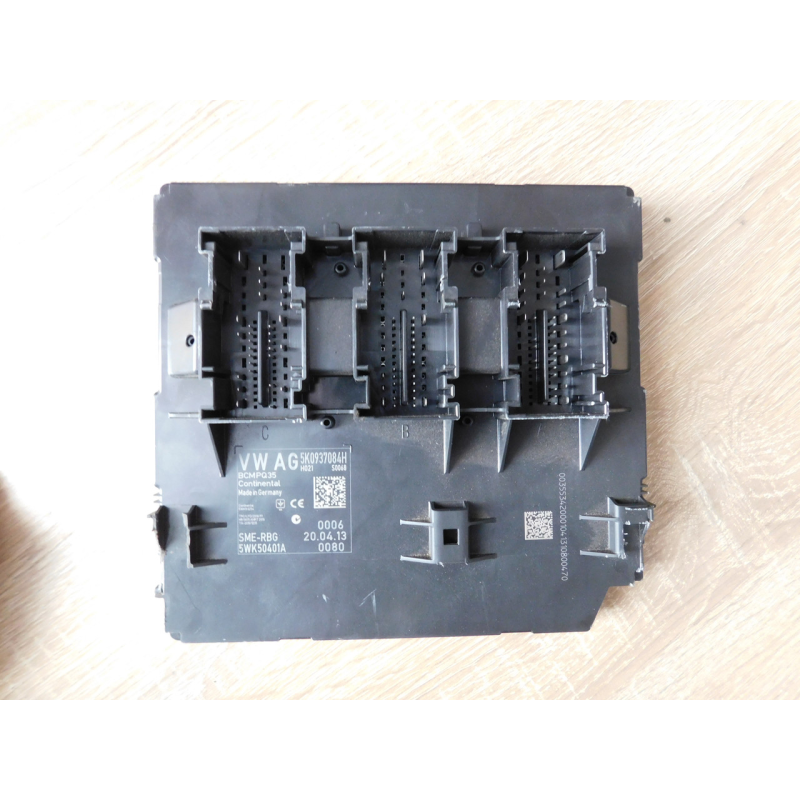 Блок комфорту VW TOURAN. 5K0937084H. JETTA. PASSAT. Блок комфорту VW TOURAN. 5K0937084H. JETTA. PASSAT.