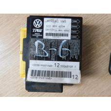 Блок керування подушками безпекі  AIRBAG  VW PASSAT B6. 3C0909605M.