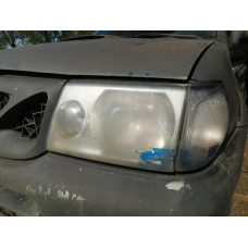 Фара передня ліва NISSAN TERRANO 2.