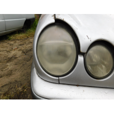 Фара передня права  MERCEDES W210.