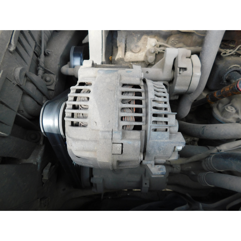 Генератор  VW PASSAT B4.