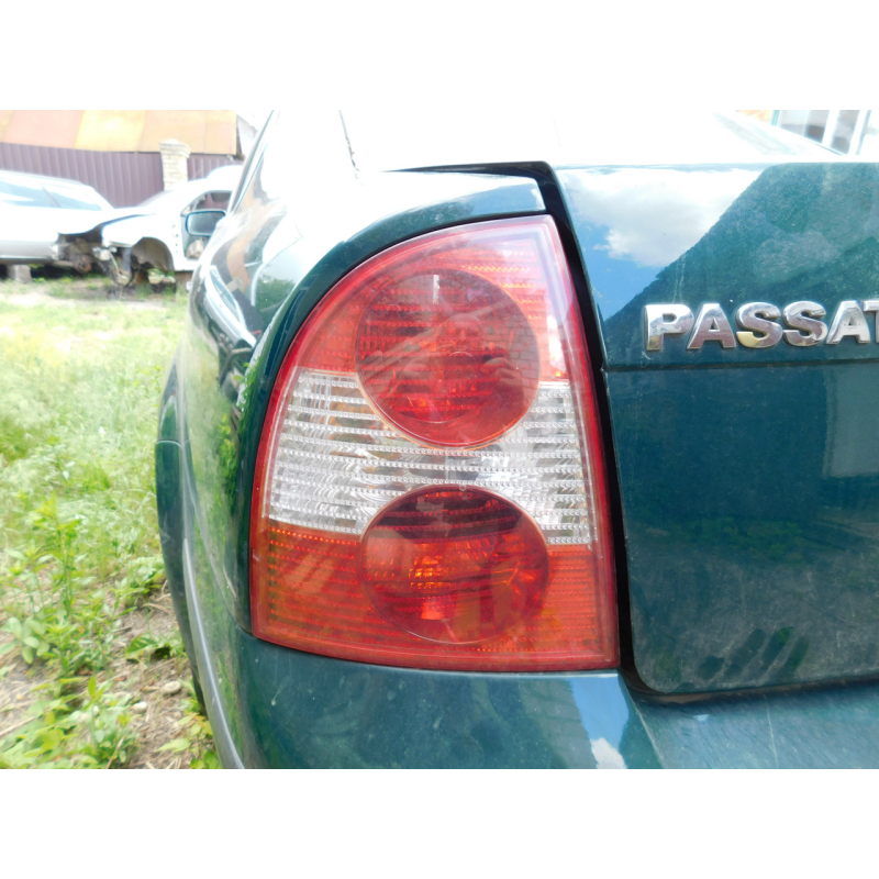 Фонарь задній лівий  VW PASSAT B5 PLUS.