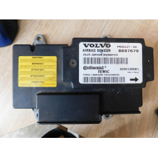 Блок управління подушками безпекі AIRBAG  VOLVO V50. 8697679.