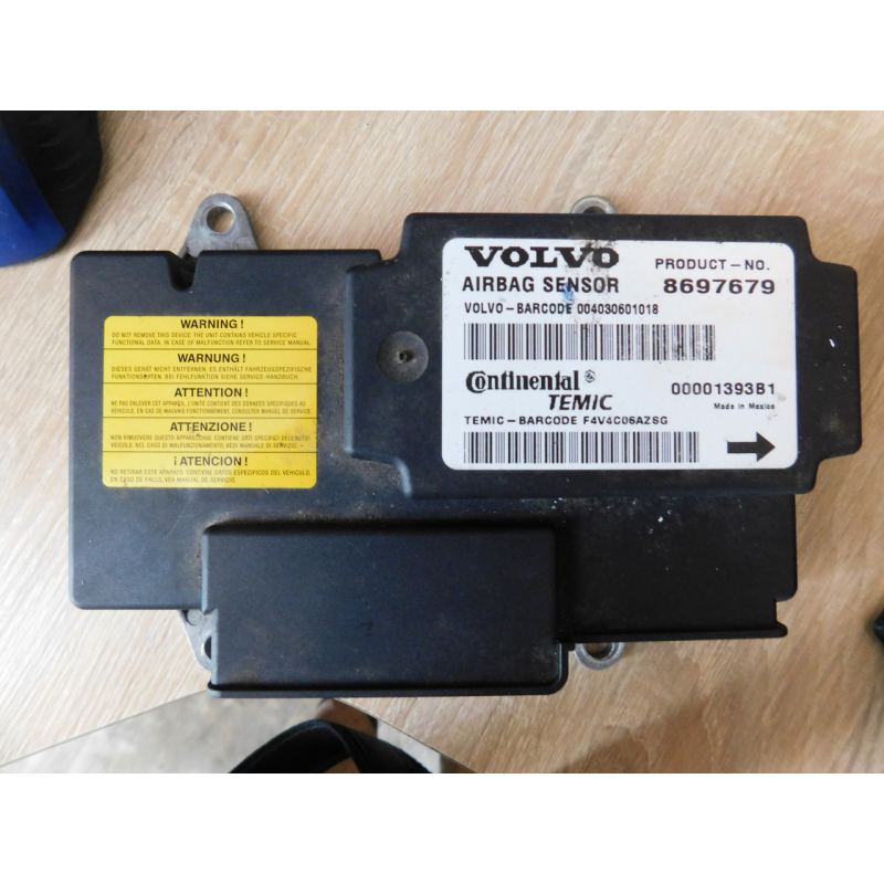 Блок управління подушками безпекі AIRBAG  VOLVO V50. 8697679.