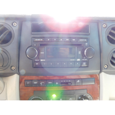 Магнітола штатна  JEEP COMMANDER.