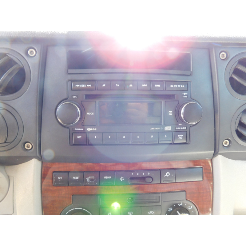 Магнітола штатна JEEP COMMANDER. Магнітола штатна JEEP COMMANDER.
