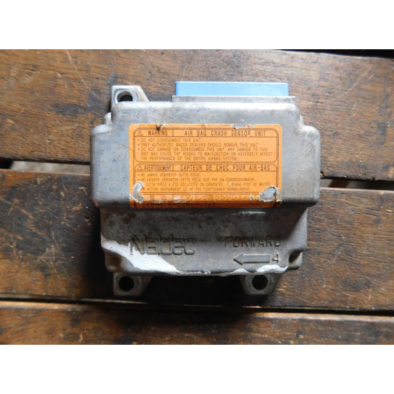 Блок керування подушками безпекі AIRBAG  MAZDA BT-50. UH8157K30A. 9L21A.