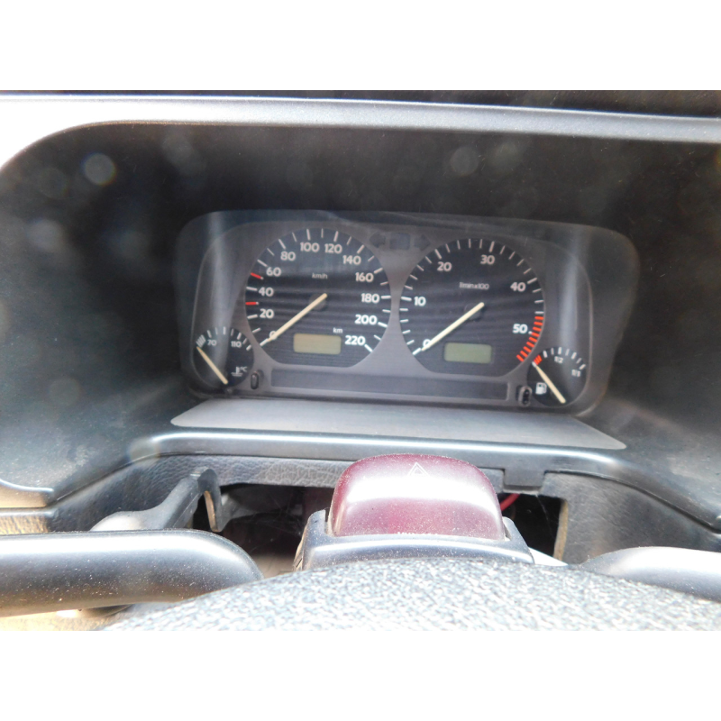 Панель приладів VW GOLF 3. VENTO 1.9 TDI. Панель приладів VW GOLF 3. VENTO 1.9 TDI.
