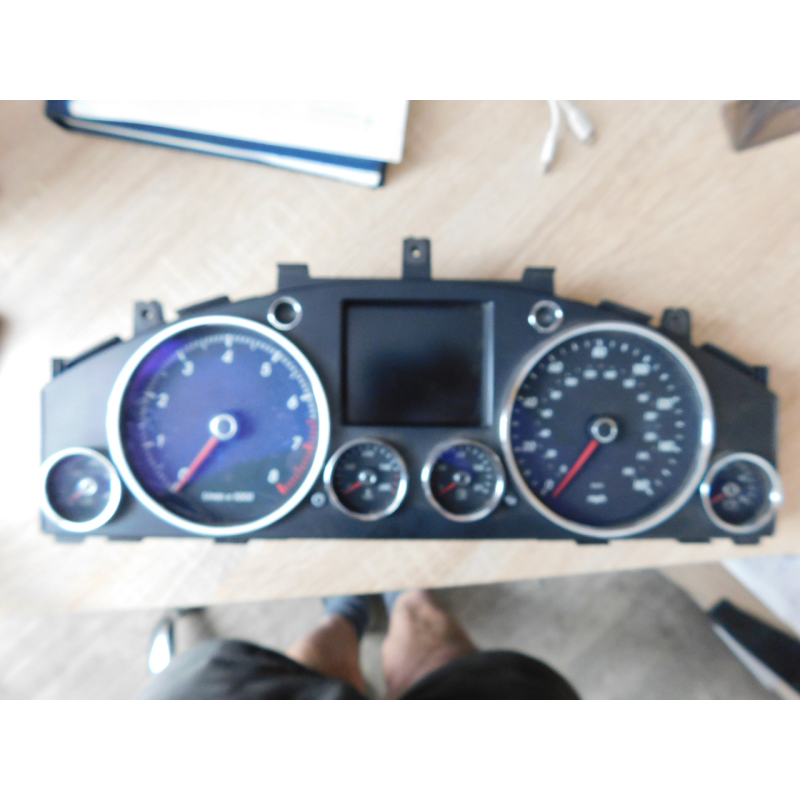 Панель приладів VOLKSWAGEN TOUAREG 1.  2.5 TDI. 7L6920980M.  0263654012.