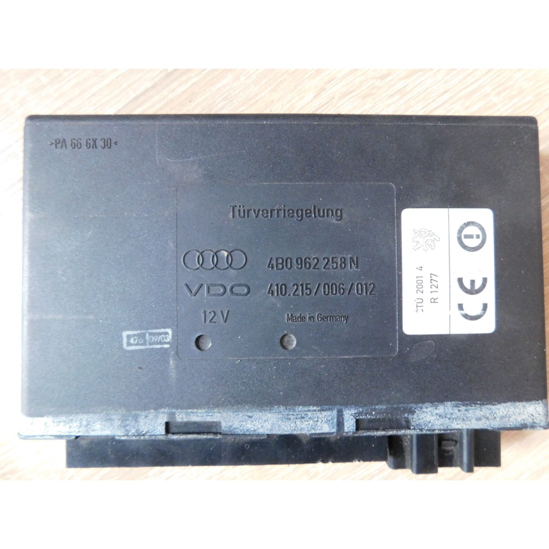 Блок комфорту.AUDI A6C5. 4B0962258N.