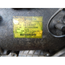 Компресор кондиціонера MITSUBISHI  MR460704.