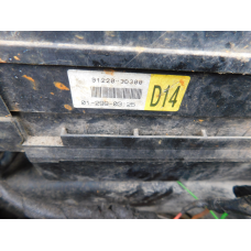 Блок запобіжників  HYUNDAI SONATA 2001-2004.  2.7 бензин.  91220-3D300
