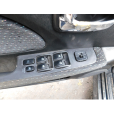 Блок управління склопідйомниками та дзеркалами  HYUNDAI  SONATA  2001-2004.