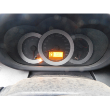 Панель приладів  TOYOTA  RAV 4. 2007р  2.2 D.