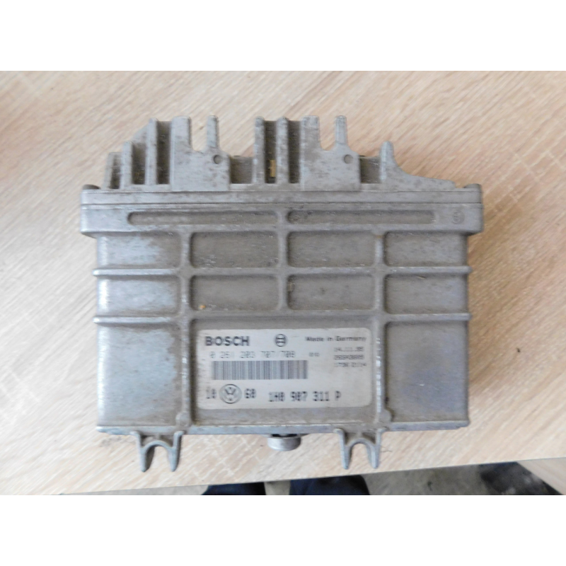 Блок керування двигуном  VW  PASSAT  B4.  GOLF 3.  1H0907311P