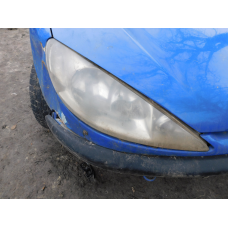 Фара передня права PEUGEOT 206.