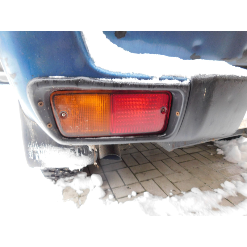 Фонарь  задній лівий  в бампер NISSAN  PATROL