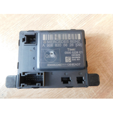 Блок керування деверкою  MERCEDES SPRINTER W906.  A9068205626