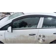 Двері передні ліві голі  Opel Corsa (2010)