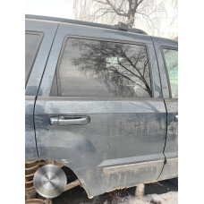 Двері задні ліві Jeep Grand Cherokee 2006р.